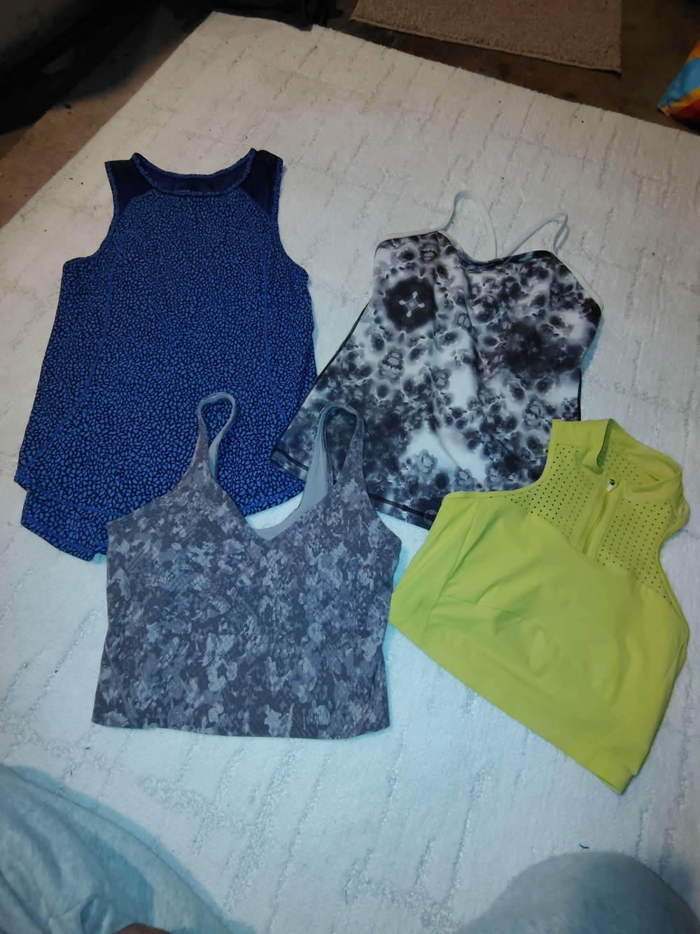 Women’s Green High-Neck Active Top